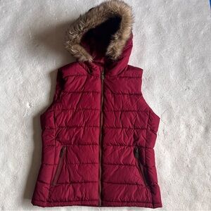 Gap Burgundy Wine Puffer Vest -Medium